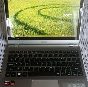 Acer Aspire V5 Laptop Touchscreen